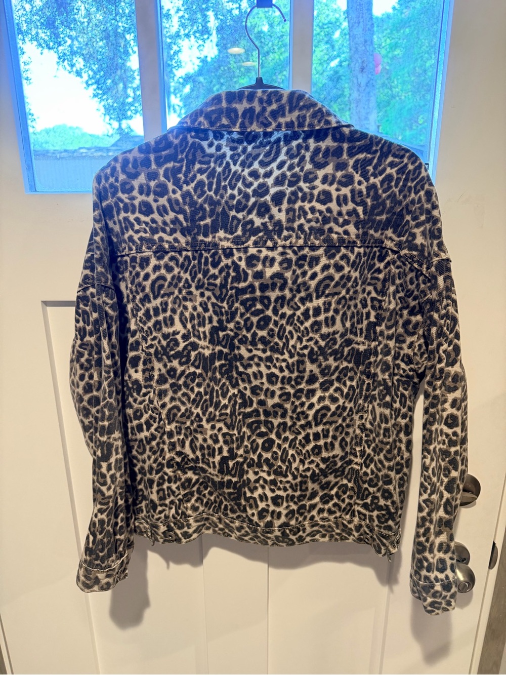 Leopard Print Jean Jacket - Black & Brown - Picture 2 of 7